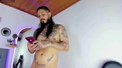 Snapshot of hache222 chatting on 18, 10, 2025 hache222 online show from 18, 10, 2025