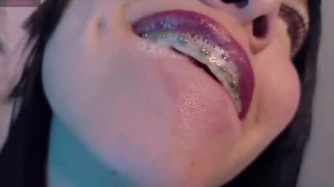 Haely online show from 17, 4, 2026