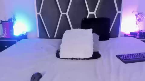 Kendal online show from 11, 3, 2026