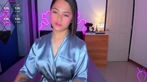 Snapshot of hailee_delevinge chatting on 8, 4, 2026 eurasian girl andrea online show from 8, 4, 2026