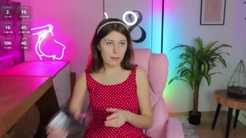 Hailey  Green online show from 10, 2, 2025