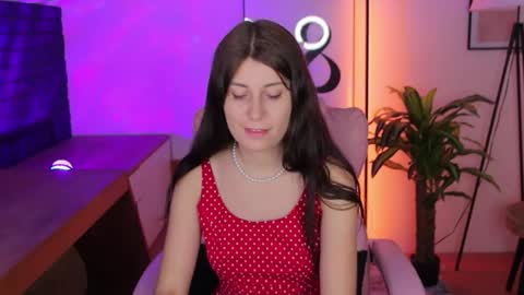 Hailey  Green online show from 9, 10, 2025