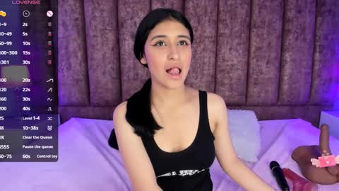 Haileymiler online show from 14, 2, 2025