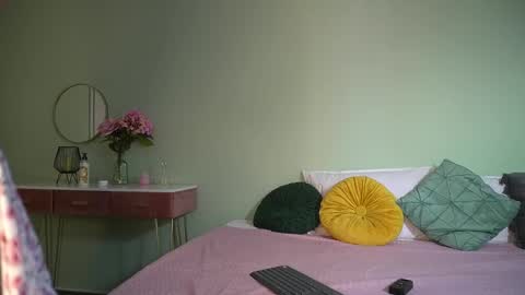 Hailey online show from 10, 3, 2025