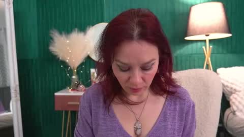 Hailey online show from 16, 12, 2025