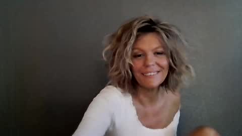 Hailey online show from 11, 3, 2026