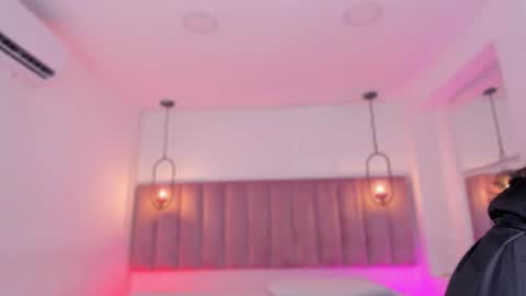 Snapshot of haily_b chatting on 15, 12, 2025 Haily online show from 15, 12, 2025