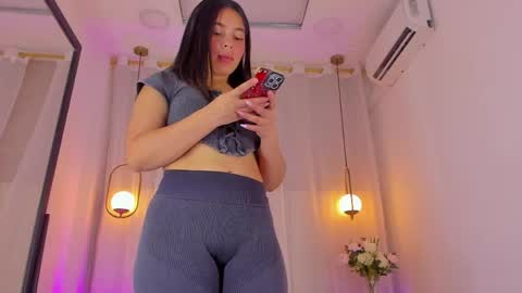 Haily online show from 7, 4, 2026