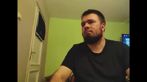 Snapshot of hairy_guy007 chatting on 28, 12, 2024 hairy_guy007 online show from 28, 12, 2024