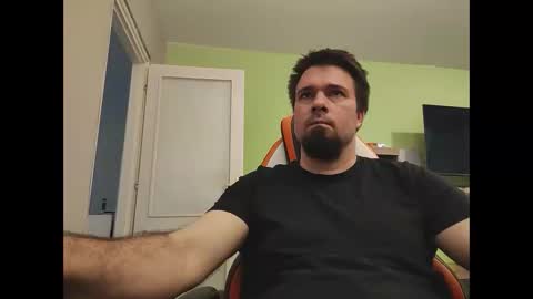 Snapshot of hairy_guy007 chatting on 6, 2, 2025 hairy_guy007 online show from 6, 2, 2025