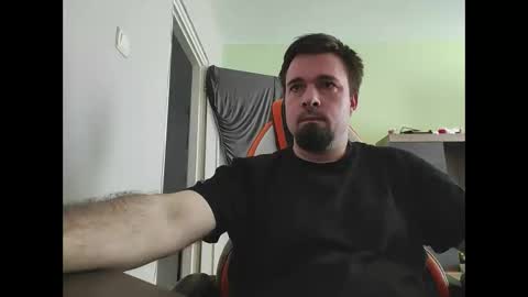 Snapshot of hairy_guy007 chatting on 5, 4, 2026 hairy_guy007 online show from 5, 4, 2026