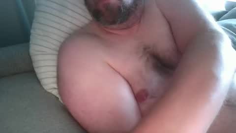 Snapshot of hairybear987 chatting on 2, 6, 2026 hairybear987 online show from 2, 6, 2026