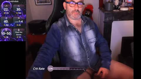 Snapshot of hairyfred73 chatting on 23, 1, 2025 hairyfred73 online show from 23, 1, 2025