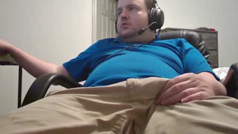 Snapshot of hairymikey chatting on 9, 6, 2026 hairymikey online show from 9, 6, 2026