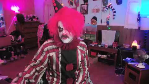 Snapshot of hairyoldperv chatting on 22, 7, 2026 Justin online show from 22, 7, 2026