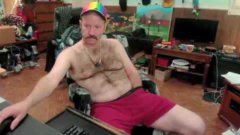Snapshot of hairyoldperv chatting on 26, 7, 2026 Justin online show from 26, 7, 2026