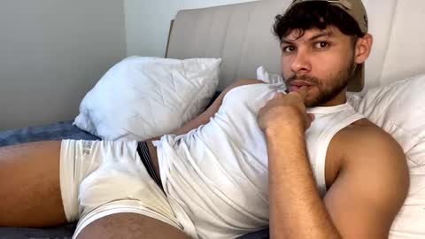 Independent       model  online show from 23, 2, 2025