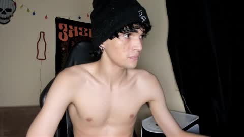 Snapshot of halan_jr chatting on 1, 12, 2025 halan online show from 1, 12, 2025