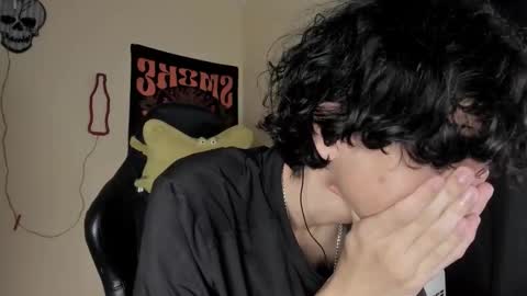 Snapshot of halan_jr chatting on 22, 12, 2025 halan online show from 22, 12, 2025