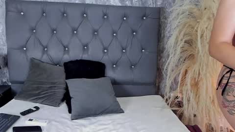 Snapshot of halilalovelace chatting on 5, 2, 2025 Hali online show from 5, 2, 2025