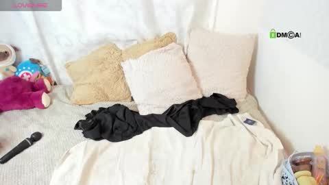 HALLE online show from 20, 12, 2025