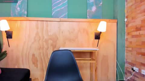 Snapshot of halleylorens chatting on 5, 2, 2026 Halley Lorens online show from 5, 2, 2026