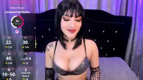 Snapshot of hallsred_rh chatting on 10, 6, 2026 Halls Red online show from 10, 6, 2026