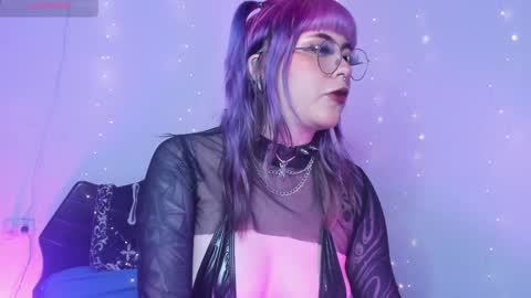 Snapshot of hallucigenia_sparza chatting on 11, 1, 2025 Hallu online show from 11, 1, 2025