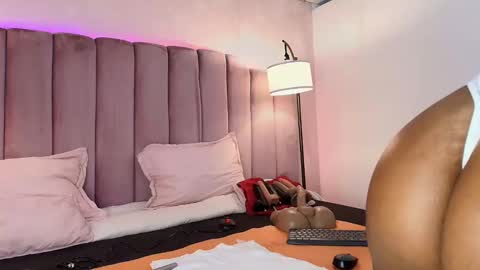  Hally Bans  online show from 5, 2, 2025