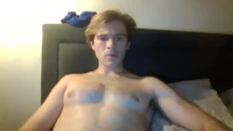 Snapshot of halor45699999999 chatting on 22, 11, 2025 halor45699999999 online show from 22, 11, 2025