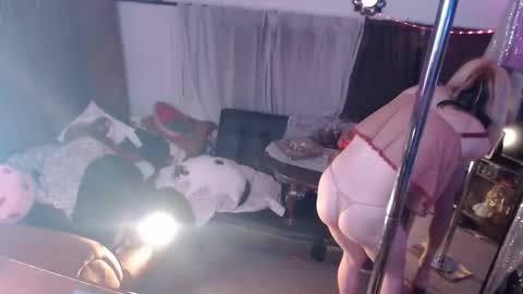 Snapshot of halovalentine chatting on 27, 4, 2026 halovalentine online show from 27, 4, 2026