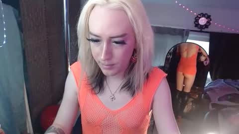 Snapshot of halovalentine chatting on 1, 5, 2026 halovalentine online show from 1, 5, 2026