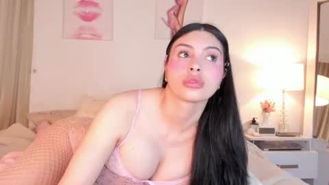 Snapshot of halseycox__ chatting on 24, 6, 2026 Halsey Maria online show from 24, 6, 2026