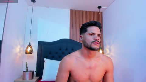 Snapshot of hamilton_1 chatting on 27, 10, 2025 Hamilton online show from 27, 10, 2025