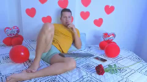 Snapshot of hamiltong12 chatting on 15, 2, 2026 hamiltong12 online show from 15, 2, 2026