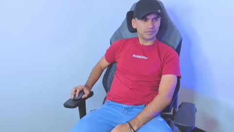Snapshot of hamiltong12 chatting on 17, 2, 2026 hamiltong12 online show from 17, 2, 2026