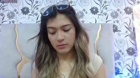 hanaa_tay online show from 9, 10, 2025