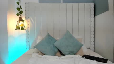 hanah_gray online show from 14, 3, 2026