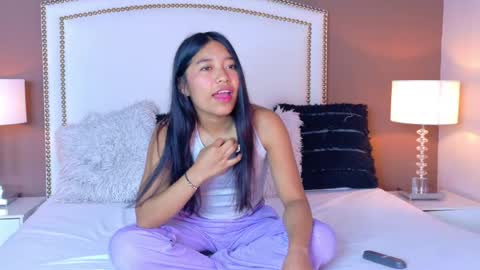 Snapshot of hanaluna chatting on 13, 5, 2026 Hanna online show from 13, 5, 2026