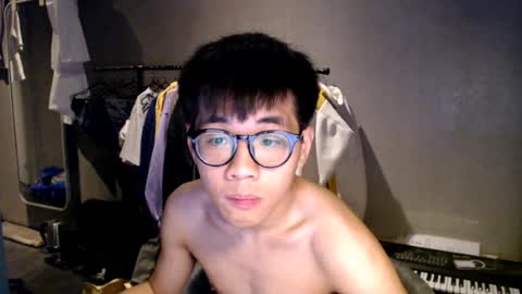 handsome_mannn online show from 14, 7, 2026