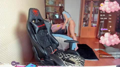 Snapshot of handsome_whale chatting on 19, 5, 2026 Mila online show from 19, 5, 2026