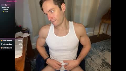 Snapshot of handsumhung chatting on 8, 11, 2025 handsumhung online show from 8, 11, 2025