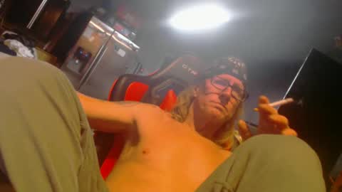 Snapshot of handyman5303 chatting on 1, 1, 2025 Handystudman online show from 1, 1, 2025