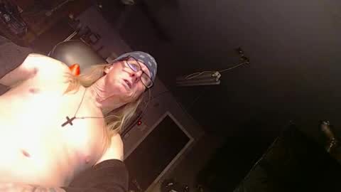 Snapshot of handyman5303 chatting on 24, 2, 2026 Handystudman online show from 24, 2, 2026