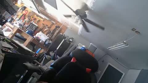 handystud33 online show from 11, 4, 2026