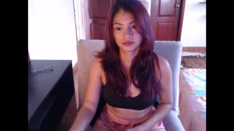 Snapshot of hanna_beily chatting on 3, 3, 2026 hanna online show from 3, 3, 2026