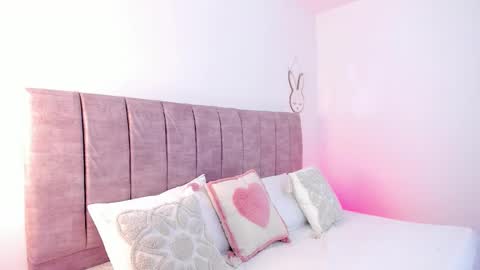 hanna_bunny15 online show from 19, 11, 2025