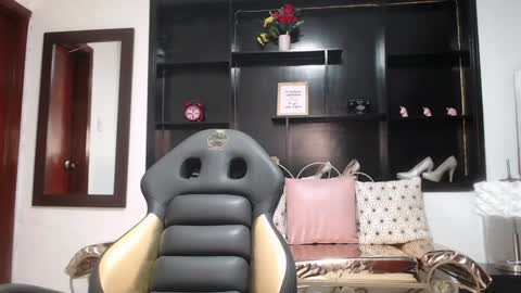 Snapshot of hanna_lamber chatting on 21, 1, 2025 hanna_lamber online show from 21, 1, 2025