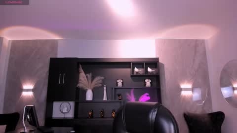  Hanna Connor  online show from 25, 2, 2026