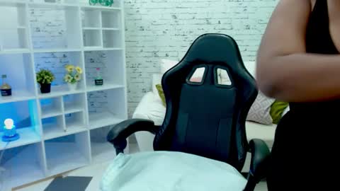 Snapshot of hannah__jackson chatting on 15, 10, 2025 Hannah online show from 15, 10, 2025